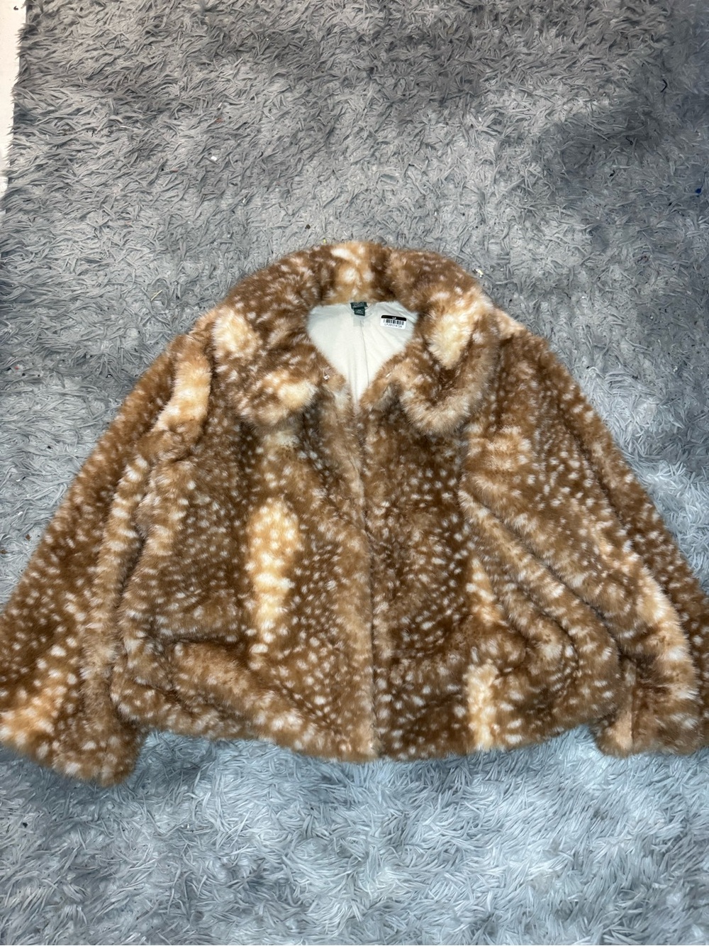 Wild Fable Women’s Faux Fur Jacket - Tan Hide Pattern Size XXL NWOT - Picture 4 of 8